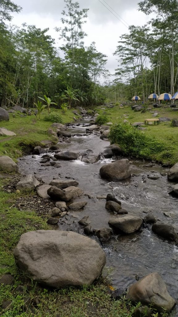 sungai di ledok sambi yogyakarta