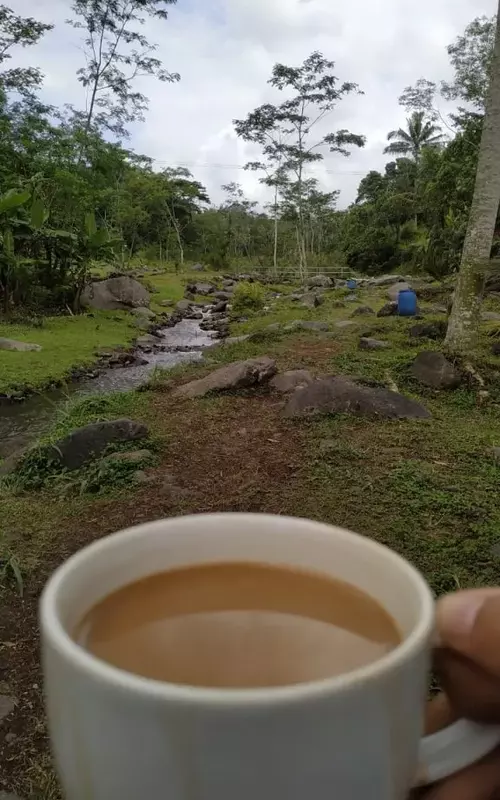 Menikmati kopi Ledok khas Desa Ledok Sambi