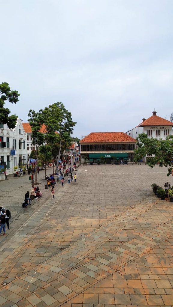 suasana sepi di kota tua jakarta