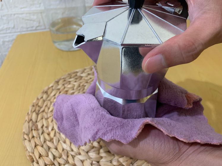 takaran kopi susu moka pot