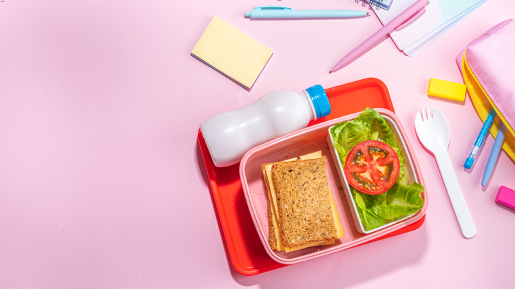 bekal makanan di kereta api