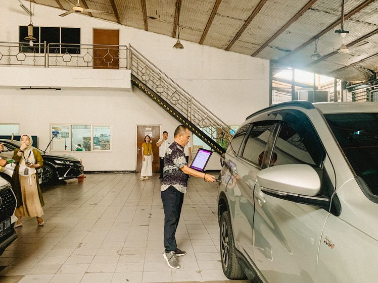 lelang mobil bekas online lelang mobil bekas online