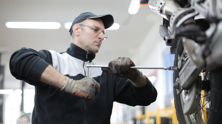 bagian wajib dicek saat servis motor