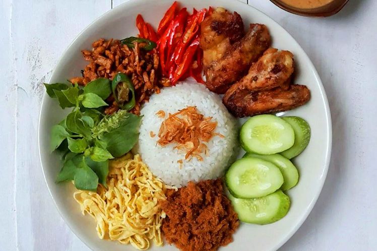 rekomenedasi nasi uduk terdekat jakarta